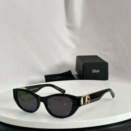 Picture of Dior Sunglasses _SKUfw57302899fw